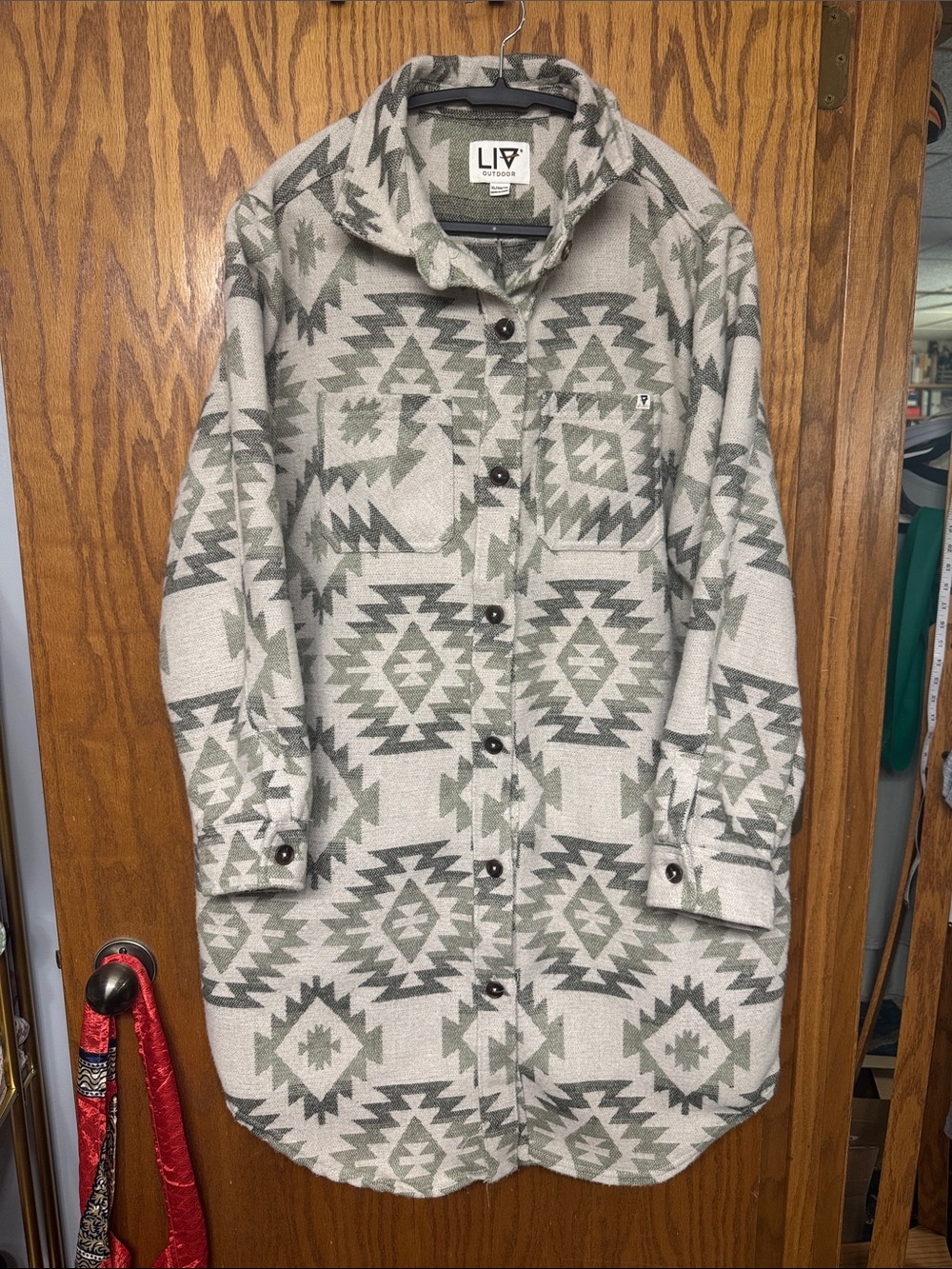 LIV Outdoor Women's Cream & Green Aztec Utility Jacket